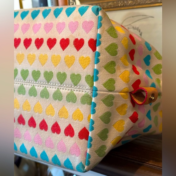 Dooney & Burke Y2K rainbow heart collection 100% cotton with weather shield - Picture 7 of 16